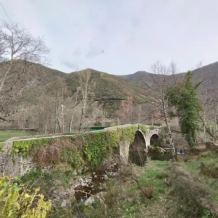 La Zarapica - Parque de Campismo Palacios del Sil