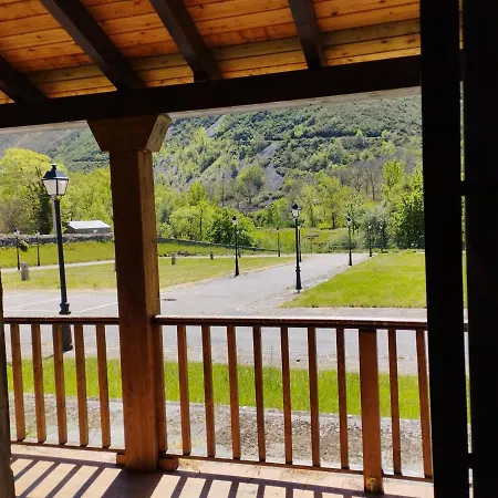 La Zarapica - Parque de Campismo Palacios del Sil